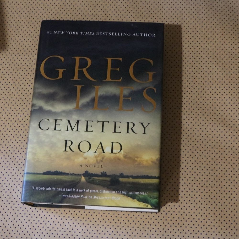 Greg Iles Cemetery Road Book